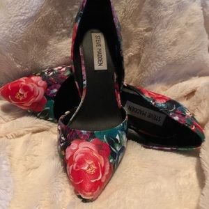 Steve Madden pumps
